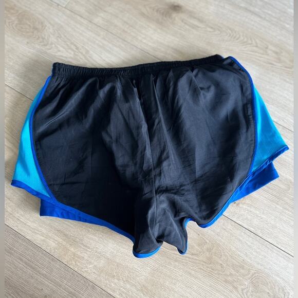 Calvin Klein running shorts, size xs - Picture 2 of 5